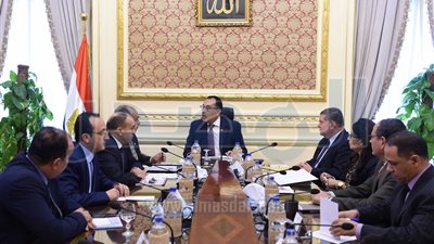 مدبولى: لن نُخفض نسبة الأراضى المزروعة بالأقطان طويلة التيلة 