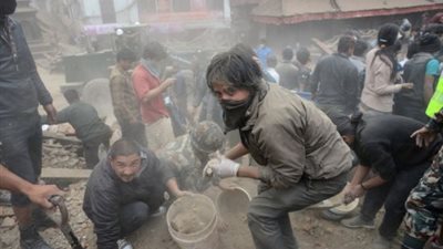 بالفيديو..بدء وصول مساعدات المجتمع الدولى الى 