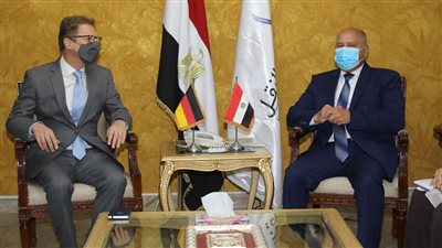 مصر تشترط توطين صناعة النقل في العقود المستقبلية مع الشركات الألمانية