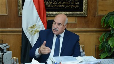 «قطاع الأعمال» تدمج شركة النصر في مصر للغزل والنسيج بالمحلة الكبرى