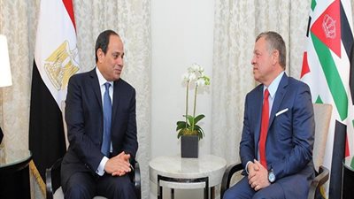 السيسى يبحث مع ملك الأردن سبل تعزيز العلاقات الثنائية