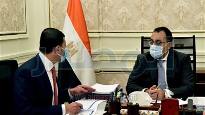 رئيس الوزراء يتابع جهود جذب الاستثمارات خلال الفترة المقبلة