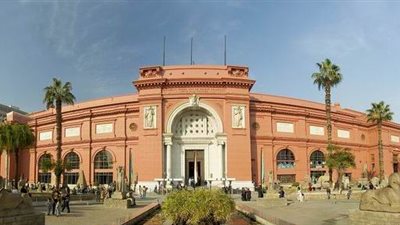 المتحف الكبير يستقبل 430 قطعة أثرية من 