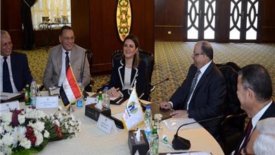 سحر نصر: إنشاء 7 مناطق حرة و12 منطقة استثمارية جديدة