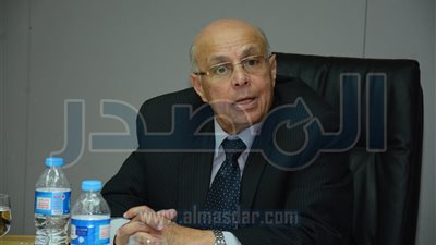 عبدالرؤوف قطب: 