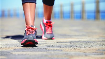 30 دقيقة مشي في اليوم لمدة 5 أيام في الأسبوع تساعد على تنشيط المخ