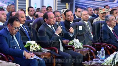 وزير النقل: 32 مليار جنيه استثمارات الطرق والكبارى فى 4 سنوات