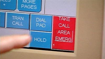  بالفيديو..جهاز داخل السيارة يتصل بالطوارئ الاوروبية فور وقوع حادث سير