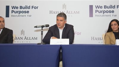 «حسن علام» تنفذ عقود مقاولات بقيمة 5 مليارات دولار