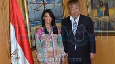 وزيرة السياحة تناقش زيادة الحركة الوافدة من الصين