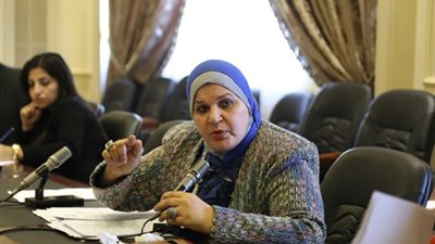 وفد من نقابة البنوك المصرية يشارك في ملتقى المرأة بالخرطوم