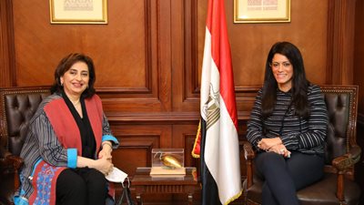 وزيرة التعاون الدولى تستعرض جهود مصر في مجال تمكين المرأة