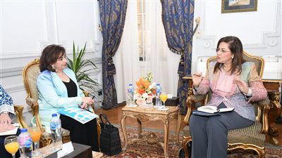 وزيرة التخطيط  تلتقي وكيل الأمين العام للأمم المتحدة لشئون المرأة