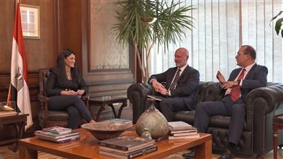 وزيرة التعاون الدولى تبحث مع بنك «HSBC» الدفع بآليات التمويل المختلط