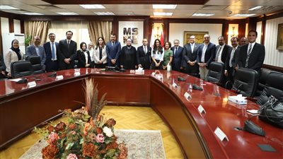 «تنمية المشروعات» يوقع عقود مع 4 صناديق استثمارية ضمن برنامج رأس المال المخاطر