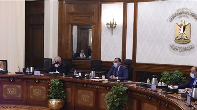 «مدبولي» يتابع الموقف التنفيذي للمرحلة الأولي من مبادرة «حياة كريمة»