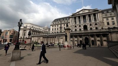 بنك إنجلترا المركزى يثبت أسعار الفائدة عند 0,75%