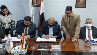 جهاز« التجارة الداخلية» يؤسس مكاتب للسجل التجارى فى البنوك المصرية