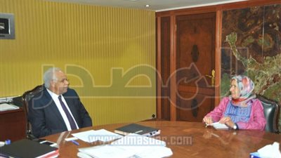 وزير النقل يلتقي مفوض البنية التحتية والطاقة بالاتحاد الإفريقي 