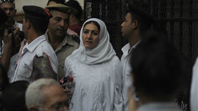 تأجيل محاكمة 