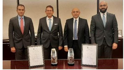 بنك عوده يحصد جائزتى الأفضل لإدارة النقد وأفضل منتج جديد فى مصر