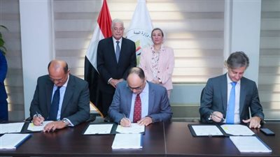 توقيع وثيقة مشروع «شرم الشيخ مدينة خضراء» بتكلفة 7 ملايين دولار