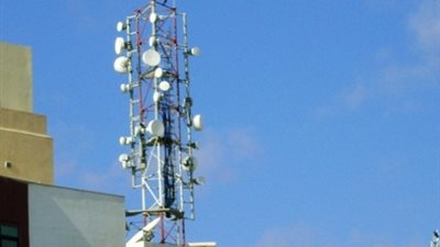 انفجار عبوة ناسفة بجوار برج لتقوية شبكات المحمول بالفيوم