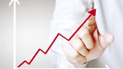 «الإيكونوميست» تتوقع نمو الاقتصاد المصرى إلى 5.4 % فى 2018