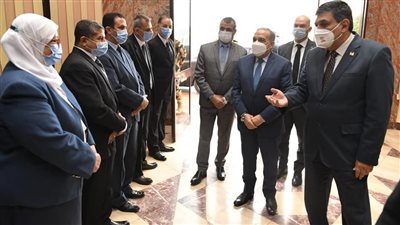 وزير الإنتاج الحربي: نسعى لتطوير خطوط الإنتاج بالشركات التابعة 