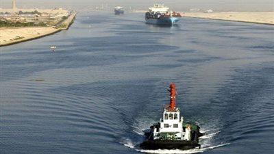 عبور 38 سفينة المجرى الملاحى لقناة السويس بحمولات 2.3 ملايين طن