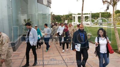 بالصور.. طلاب البرنامج الرئاسي لتأهيل الشباب يزورون قوات الدفاع الجوي