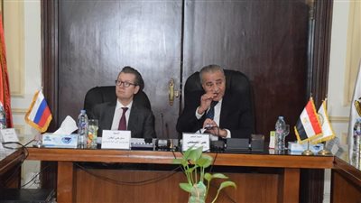 مباحثات مصرية روسية لإنشاء منطقة لوجستية لتخزين الأقماح في مصر