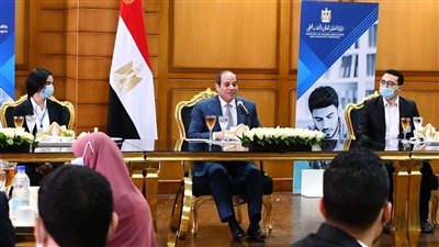 السيسي يؤكد حرص الدولة على الارتقاء بمستوى الجامعات الحكومية