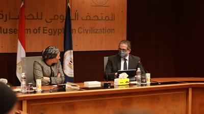 وزيرا السياحة والبيئة يجتمعان لمناقشة استعدادات مصر لاستضافة قمة المناخ 