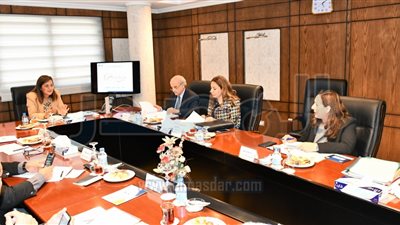وزيرة التخطيط: خطة تدريبية تستهدف 5 آلاف موظف شهريًا من الجهاز الإداري للدولة
