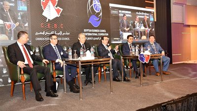 «الملا»: 2 مليار جنيه قيمة مساهمات قطاع البترول في المشاركة المجتمعية