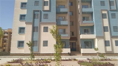 «الإسكان»: ضخ مياه الشرب بعمارات مشروع «زهور مايو» 