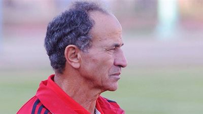 فتحي مبروك يقود أول تدريباته مع الاهلي استعدادا لمواجهة النصر بالدوري