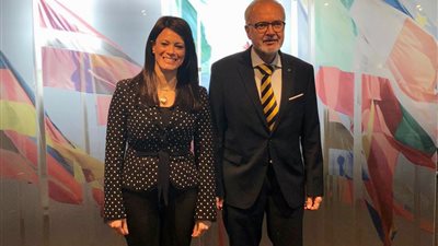 «المشاط» تبحث سبل الاستفادة من خطة بنك الاستثمار الأوروبي للعمل المناخي