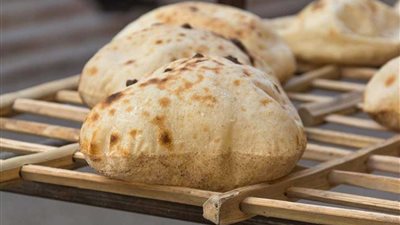 التموين: تحويل دعم الخبز إلى نقدي «شائعة»