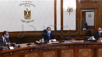 «مدبولى» يتابع موقف مشروعات الربط الكهربائي مع دول الجوار