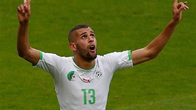 الجزائري سليماني يواصل تحطيم الأرقام .. ويتجاوز ميسي في ترتيب الحذاء الذهبي