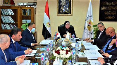 تعديل مقابل خدمات الشحن والتفريغ بميناء سفاجا