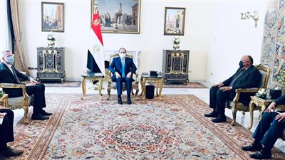 السيسي يؤكد حرص مصر على تعزيز التعاون والعلاقات الثنائية مع لاتفيا