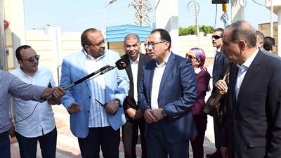 رئيس الوزراء: 70 مليون جنيه لسرعة الانتهاء من تنفيذ مستشفى الإصابات والطوارىء بجامعة أسيوط 