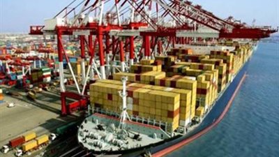 موانئ بورسعيد تستقبل 9 سفن حاويات وبضائع عامة