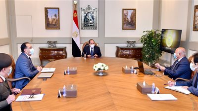 السيسي يوجه بمواصلة جهود تطوير منظومة الموانئ