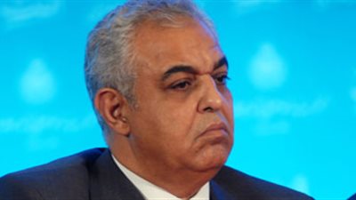 إحالة وزير الري الأسبق للجنايات بتهمة تربيح الغير والتزوير