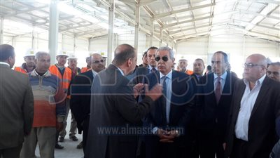 وزير التجارة يعلن تجهيز أول 10 مصانع بمدينة الروبيكي (صور)