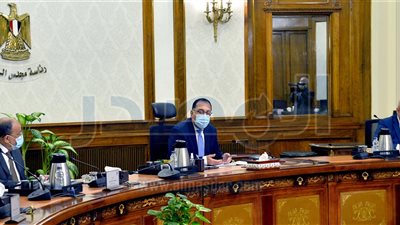 مدبولي يناقش الاستراتيجية المتكاملة لإدارة مياه الأمطار بالإسكندرية